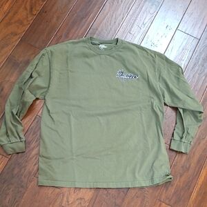 💥3for$12💥 Racks & Reels Green Long Sleeve Crew Neck Tee with design size XL